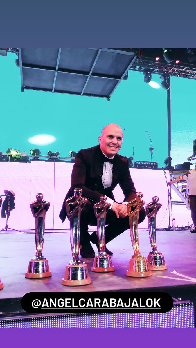 arielzalio's tweet photo. El ganador de la noche #premioscarlos sin duda fue #angelcarabajal con #americashow 9 premios #carlos más el de oro. https://t.co/LgG7XM3DP5