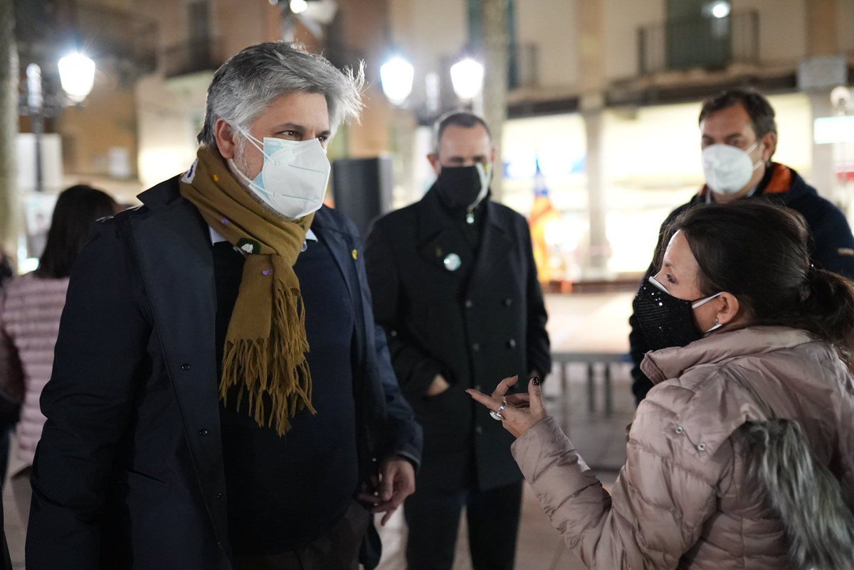 Avui amb @albertbatet i @jcanadellb a Vendrell! Perseverants i determinats. Recuperem l’estratègia guanyadora de l’1-O! 

Fem efectiu el mandat del Primer d’Octubre.
 
#VOTAINDEPE, VOTA JUNTS!