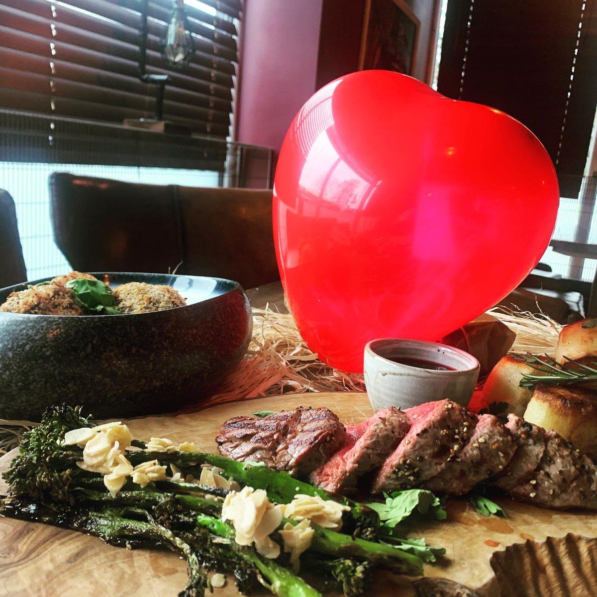 The <a href="/ChurrascoLiv/">Churrasco Steakhouse</a> Valentines Dine At Home box comes with a pre-recorded video to guide you through cooking the starts and mains.

You can pre-order a box now.

🧑‍🍳 >ow.ly/lBhn50DnFgj