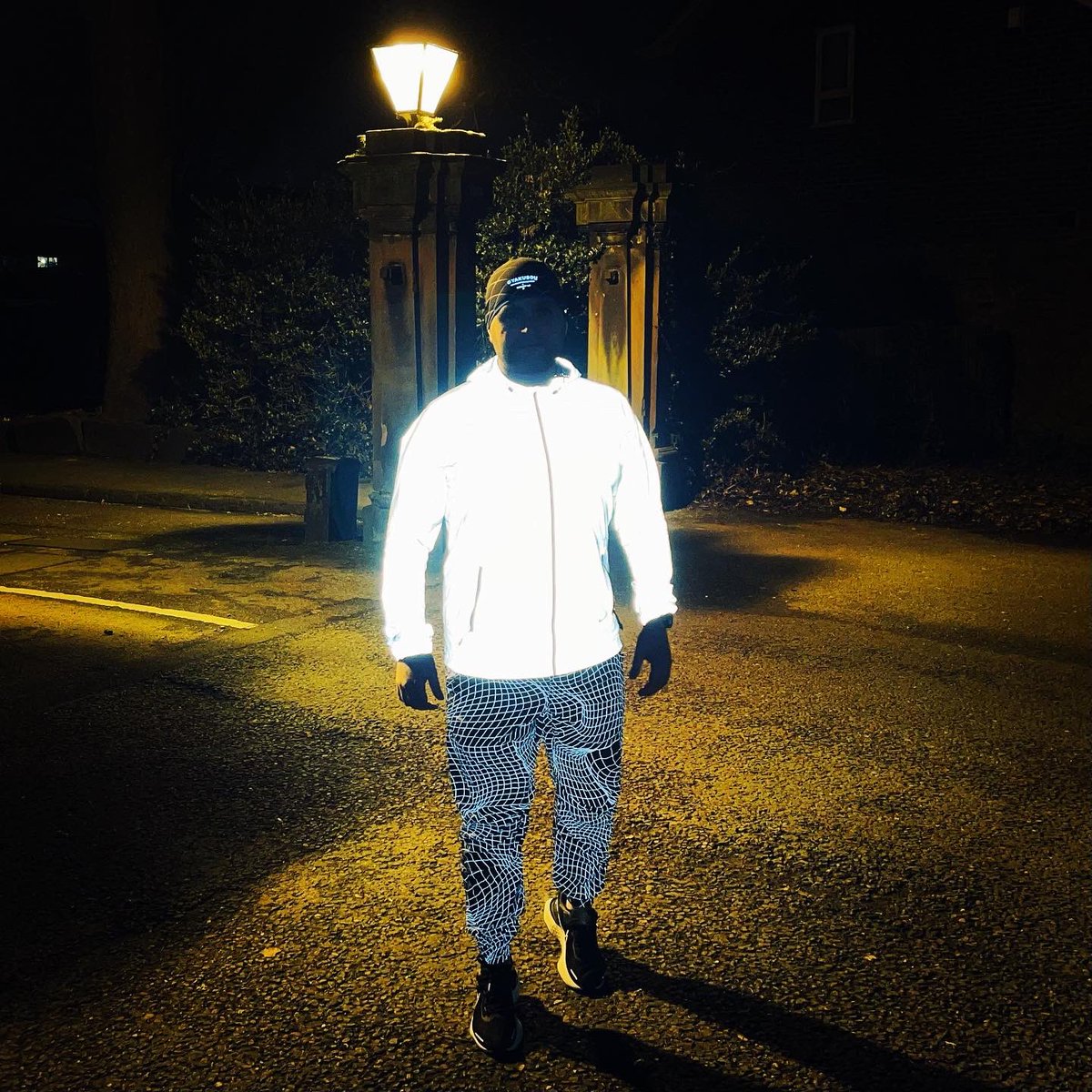 Ant_Judge's tweet photo. The #NSRLSeries was built to keep people moving in the Cold & Dark.
That’s where I’m testing it.
People asking how the pants “work”?
They’re made of Nike Flash material and spark when lights hit them.
@Nike helping keep us seen.
⚡️⚡️⚡️
#RunFearless https://t.co/733bolOMTw
