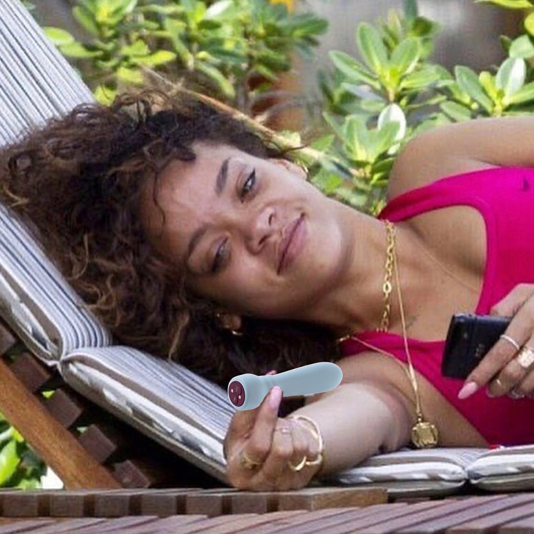 fantasy_adults's tweet image. @femmefunn Get yourself someone who looks at you like @badgalriri looks at her #boosterbullet.
#fantasypdx #fantasyoregon #parody #pdx #msla #fantasymsla #fantasymontana #repost #sexisfun #shoplocal #sexy #funny #staysafe #staysexy #staylocal #sospdx