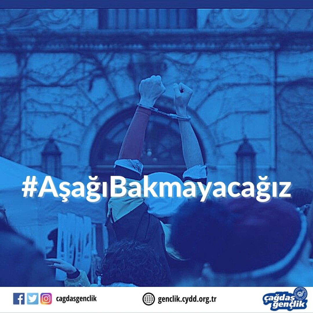 Bugün üniversitelerine sahip çıkmak isteyen ve onlarla dayanışmak isteyen sıra arkadaşlarımıza gün boyunca polis tarafından şiddet uygulanmış ve arkadaşlarımız gözaltına alınmıştır. 

Geleceğin emanet edildiği, üniversitesini savunan ve haksızlığa susmayan arkadaşlarımıza+