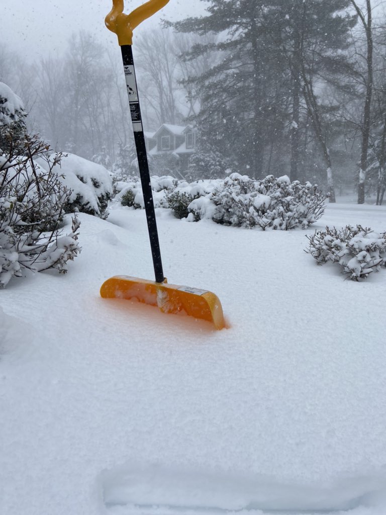 DavanLaura's tweet photo. @BenNollWeather Palisades, NY https://t.co/oyozWeofhG