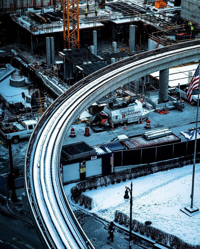Top Down
.
.
.
.
.
#darkroomapp #detroit #motorcity #minimalzine #artofvisuals #photooftheday #spicollective #streetphotography #streetlife #streetstyle #everybodystreet #city #gramslayers #grainisgood #urbanphotography #illgrammers #vsco #rawdetroit #st… instagr.am/p/CKxBZCzjrzE/