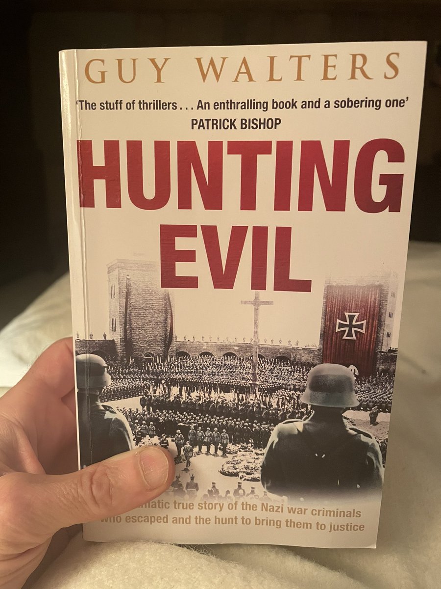 Just because you’re sleeping with  @guywalters...