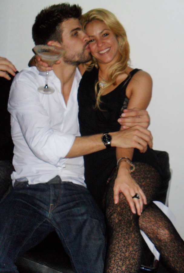 Happy Birthday to Shakira and Gerard Piqué! Here are some throwback photos from their birthday party 10 years ago. 