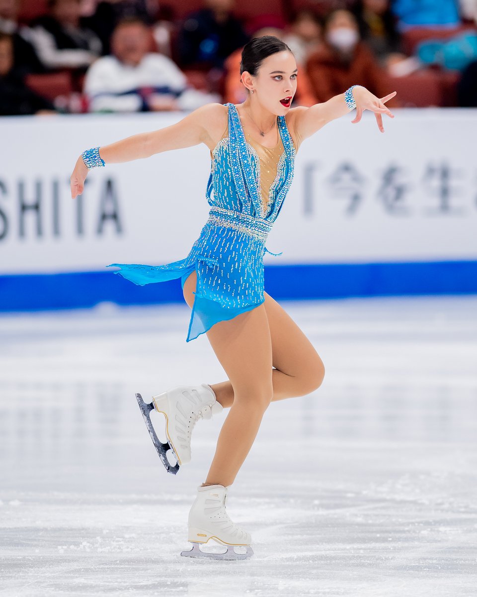 Danielle Earl tweet media