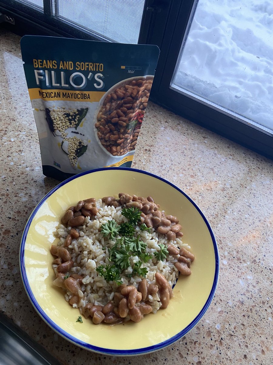 A quick easy #plantbased meal on a cold evening. ⁦Yum Fillo’s! ⁦<a href="/AmericasMade/">Sofrito Foods</a>⁩ #goodfood #localfood