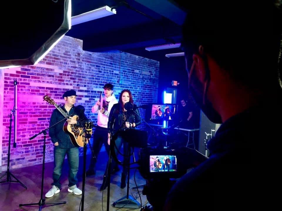heartsongsmg's tweet photo. In case you missed @TheKristenKae from @highwaywomen’s performance of her latest single "She's Not Me" on The Spiel this weekend go check it out on Youtube!

@NationPublicity @BaileyJamesGang 

#heartsongs #TheSpiel #highwaywomen  

https://t.co/y2DBqxSEVY https://t.co/iMJzPu8u1d