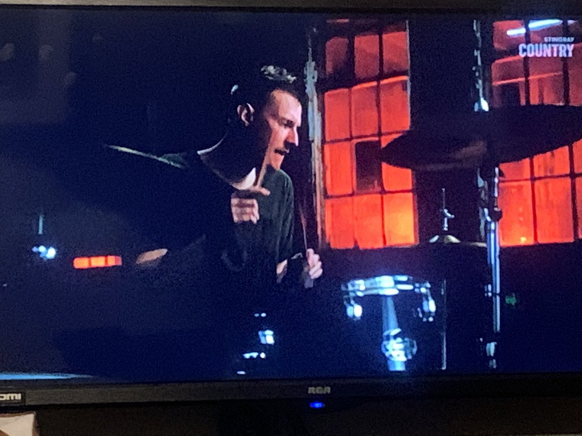 RenegadeStation's tweet photo. So great to see our friends @BuckTwentyBand on @stingray Country Music Channel! Killing it boys!! #allicando #canadiancountry #countrymusic https://t.co/OVbDBpASfi