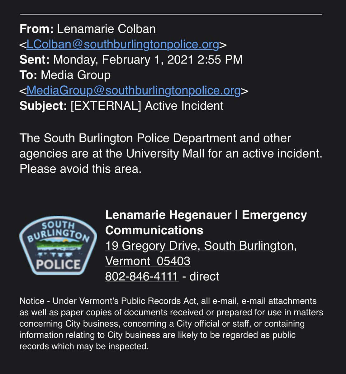 #BREAKING - Police asking people to avoid <a href="/UMallVT/">University Mall</a>. What we know about the situation on <a href="/MyNBC5/">MyNBC5</a>
