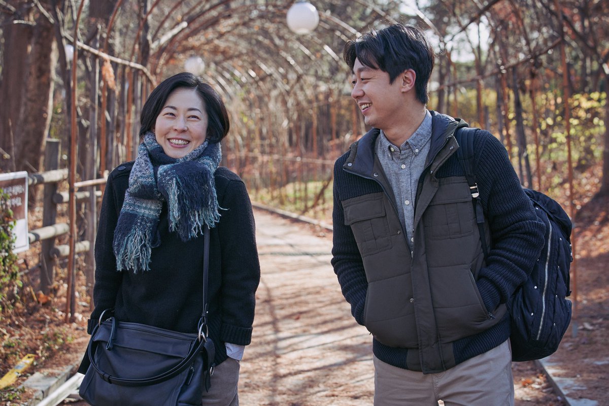 公式 Kino Cinema天神 キノシネマ 本日は火曜会員様day 会員様は1 000円でご鑑賞できます 上映中 のおススメ 恋愛 作品 チャンシルさんには福が多いね 9 エマの秘密に恋したら 18 花束みたいな恋をした 新作 11 45