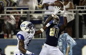 Terrellstokerjr's tweet photo. I’m extremely blessed to receive an offer from Florida international university 🐅🟡 @CoachT_HarrisJR @CoachDJ_WRA @FIUFootball @CoachTroop3 @GregBiggins @RyanWrightRNG @adamgorney https://t.co/m7QVfye401