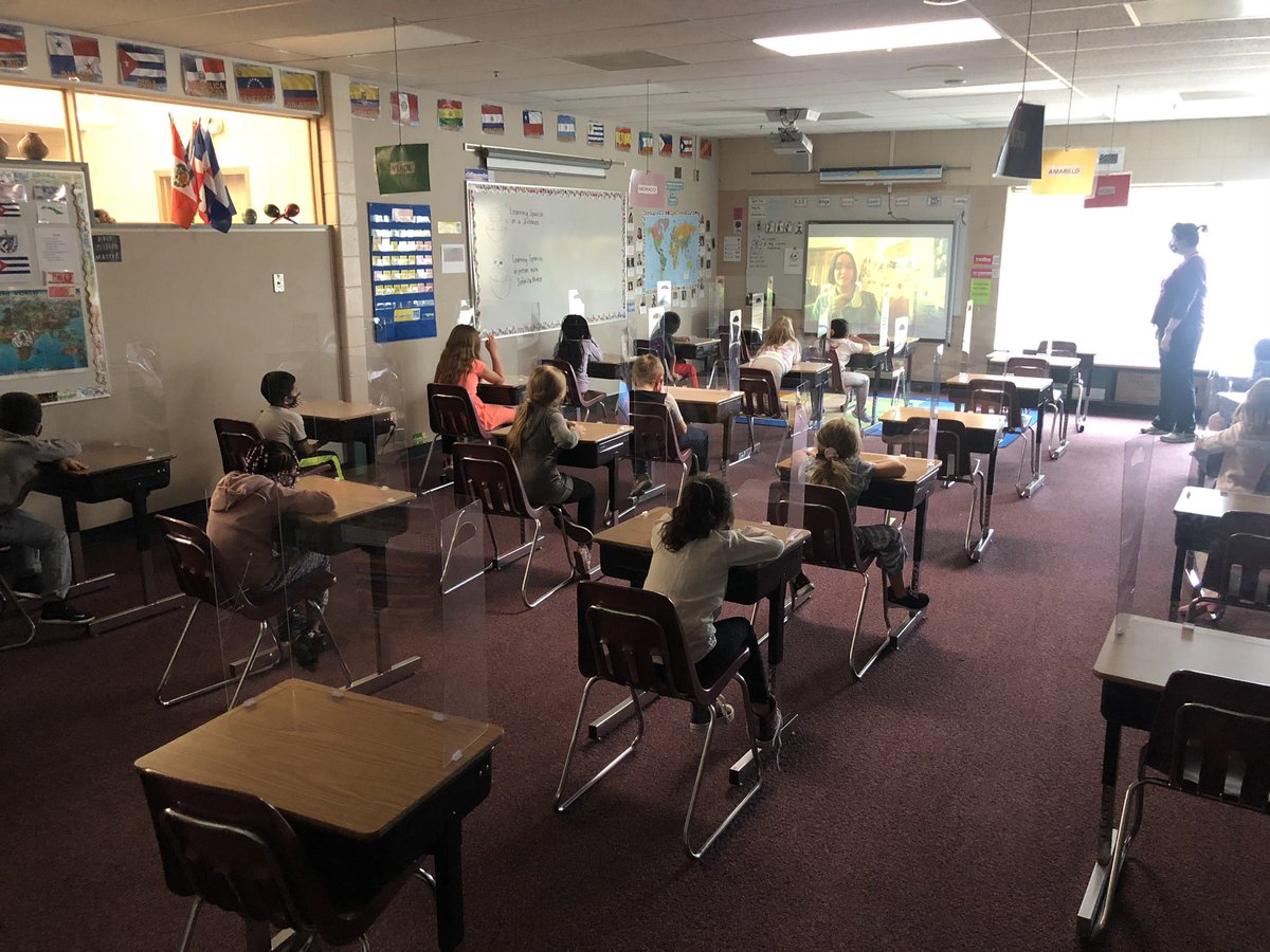 MrBretoi's tweet photo. KEC Specialists in action. Welcome back PreK- G2 Ss!
We missed you! #ssplearns #sppcares #kecunbreakable https://t.co/951W4C7xWp