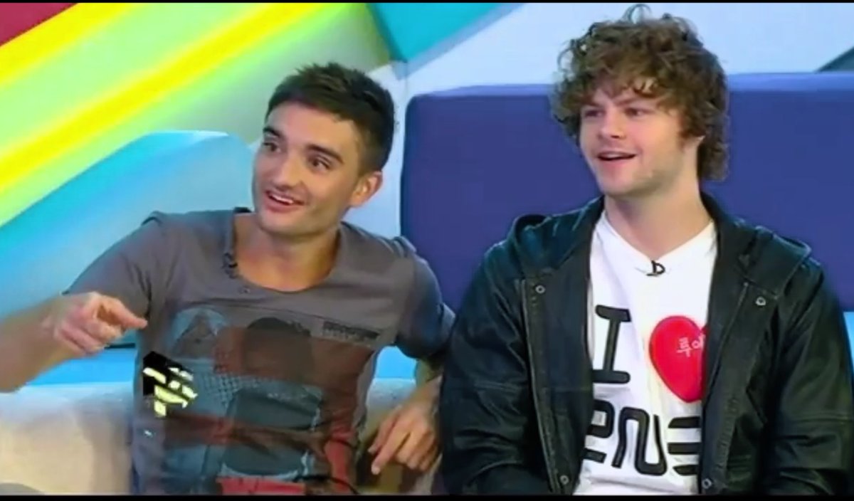 Inspiredbyabjay's tweet photo. #FunTime
#JustJam
#TomParker & @JayMcGuiness
#HappyTomTuesJay
#PositivityForTom
Have a #GreatDay EVERYONE!
#StaySafeStayHealthy
#ProtectOthers
#WearAMaskSaveAlife😷 https://t.co/ERkiCpg0Jx