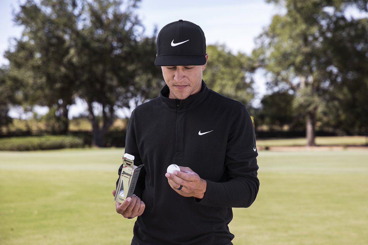 Cameron__Champ's tweet image. The all-new @SrixonGolf Z-STAR XV is here and it does not disappoint. Best ball out there! #BuiltForDistance #TeamSrixon