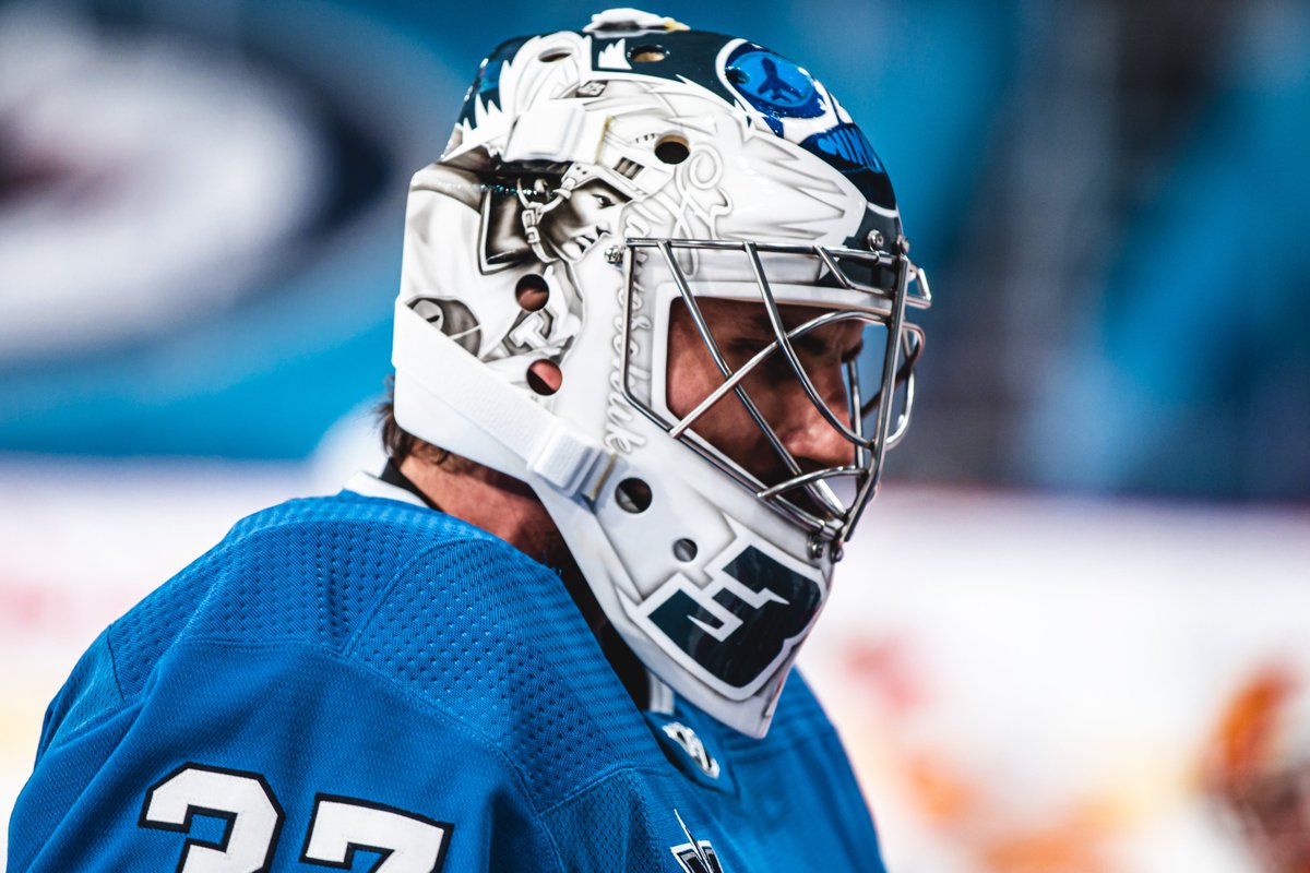 Winnipeg Jets on X: A stunning mask for a stunning goaltender! 🤩 Connor  Hellebuyck's new mask features Dale Hawerchuk, Andrew Copp (@Copp94), Kyle  Connor (@KyleConnor18), Adam Lowry (@ALowsyPlayer17), Dylan DeMelo  (@ddems2) and