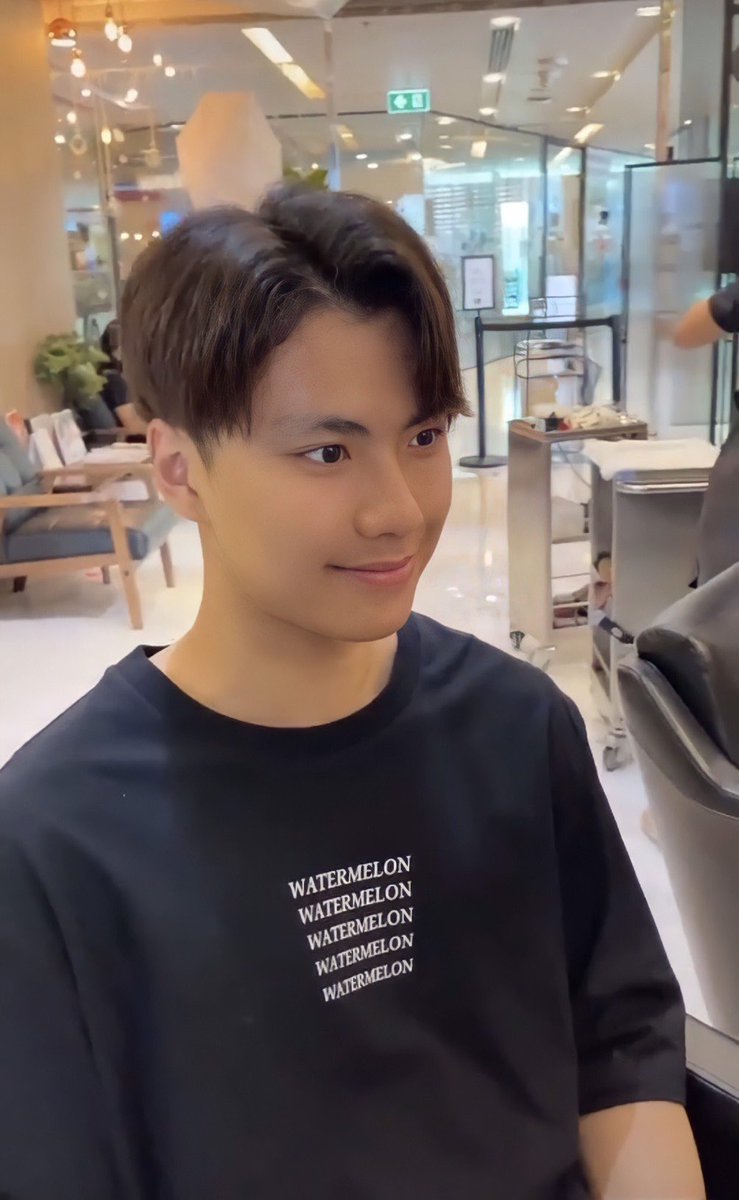 dailyohmnon's tweet photo. [HD] Ohm Pawat from chisalonbangkok’s TikTok video. 

#ohmpawatt #ohmpawat #ยิ้ม5พันของโอมภวัต https://t.co/5dhQ4K5agK