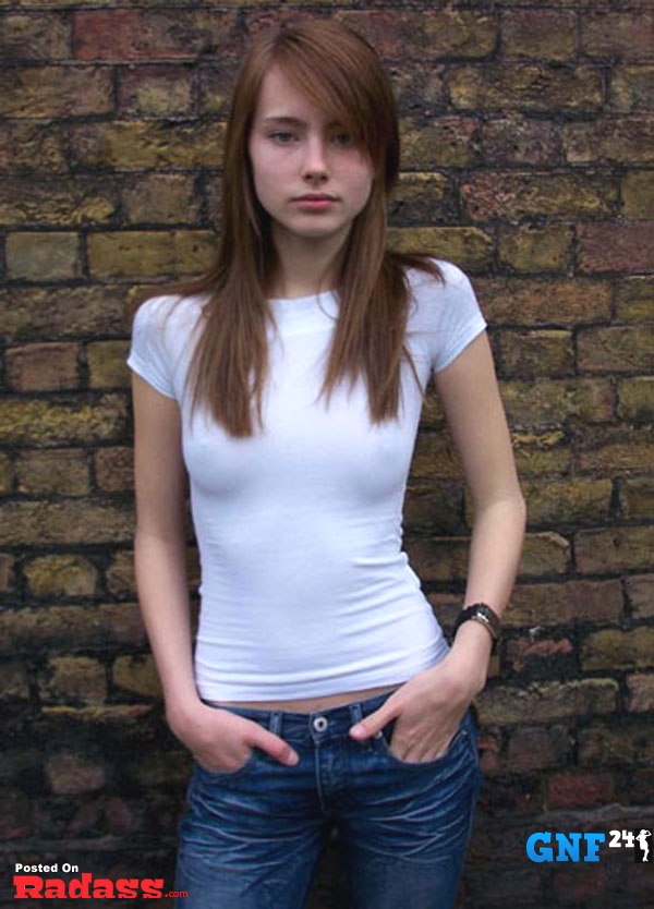 powernesst's tweet photo. That 19 y.o. Whore looks soo  Attractive 😘 🔥 

#ass #lovelyteens #sexyteens https://t.co/FZGIXhrBPA