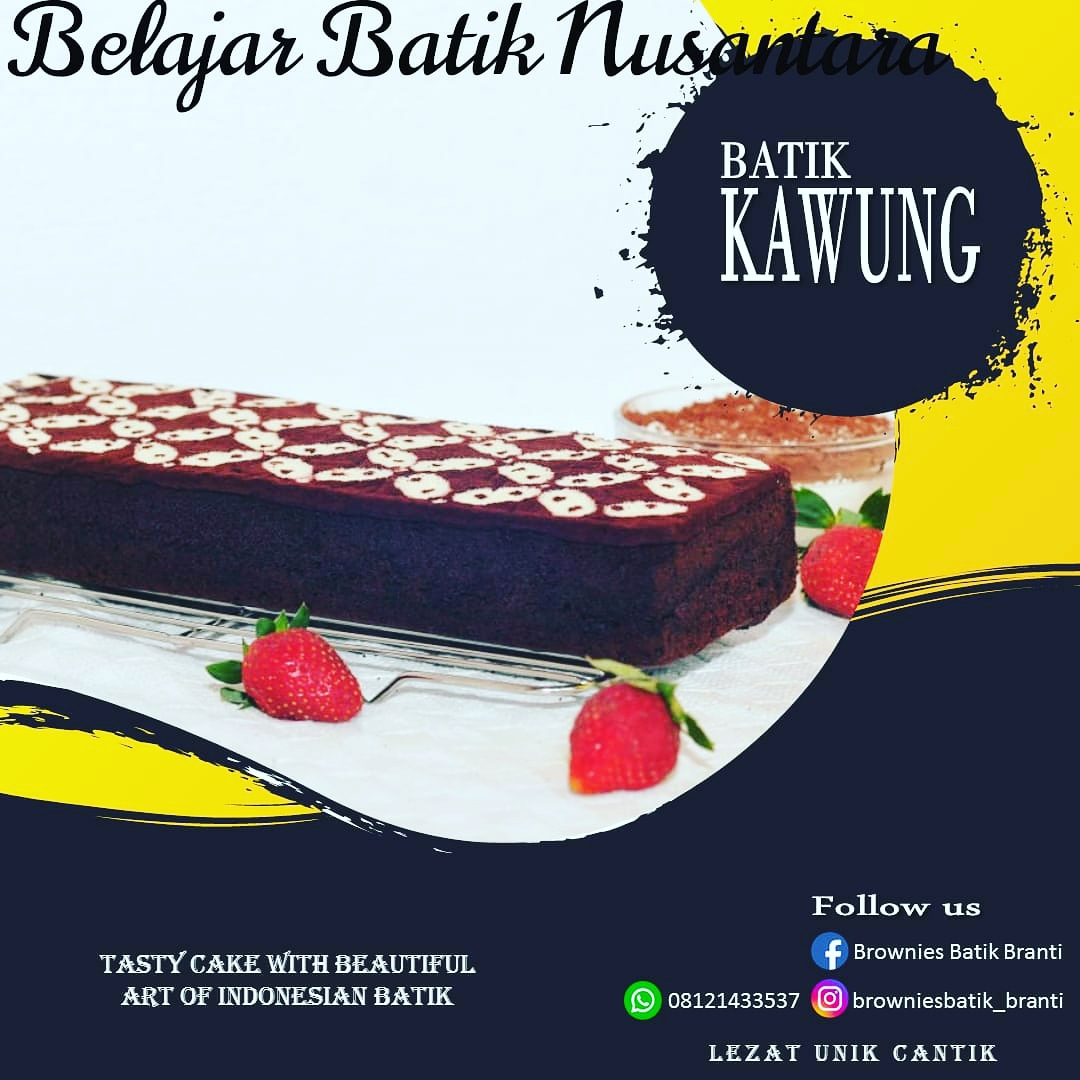 Batik Kawung adalah motif batik yang bentuknya berupa bulatan mirip buah kawung (sejenis kelapa atau kadang juga dianggap sebagai aren atau kolang-kaling) yang ditata rapi secara geometris. Kadang, motif ini juga ditafsirkan sebagai gambar bunga lotus (teratai).