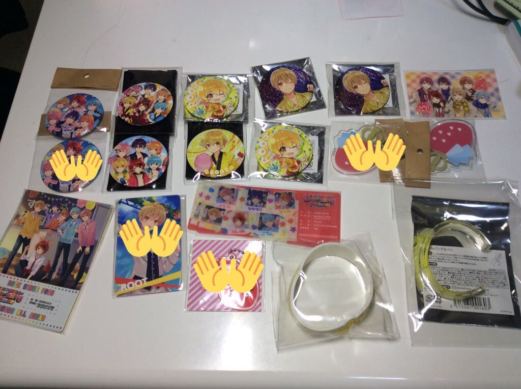 Riumero_'s tweet photo. 【買取】すとぷり グッズ

求）定価+送料

譲）画像のもの

メルカリなど対応していませんので、現金書留での取引になります。
現金書留がわからない場合はこちらが詳しく説明しますので💦

リプorDMなどで気軽にご連絡ください

#すとぷり #グッズ #すとぷりグッズ #すとぷりグッズ買取 #買取 https://t.co/cnZq5tIaQ5