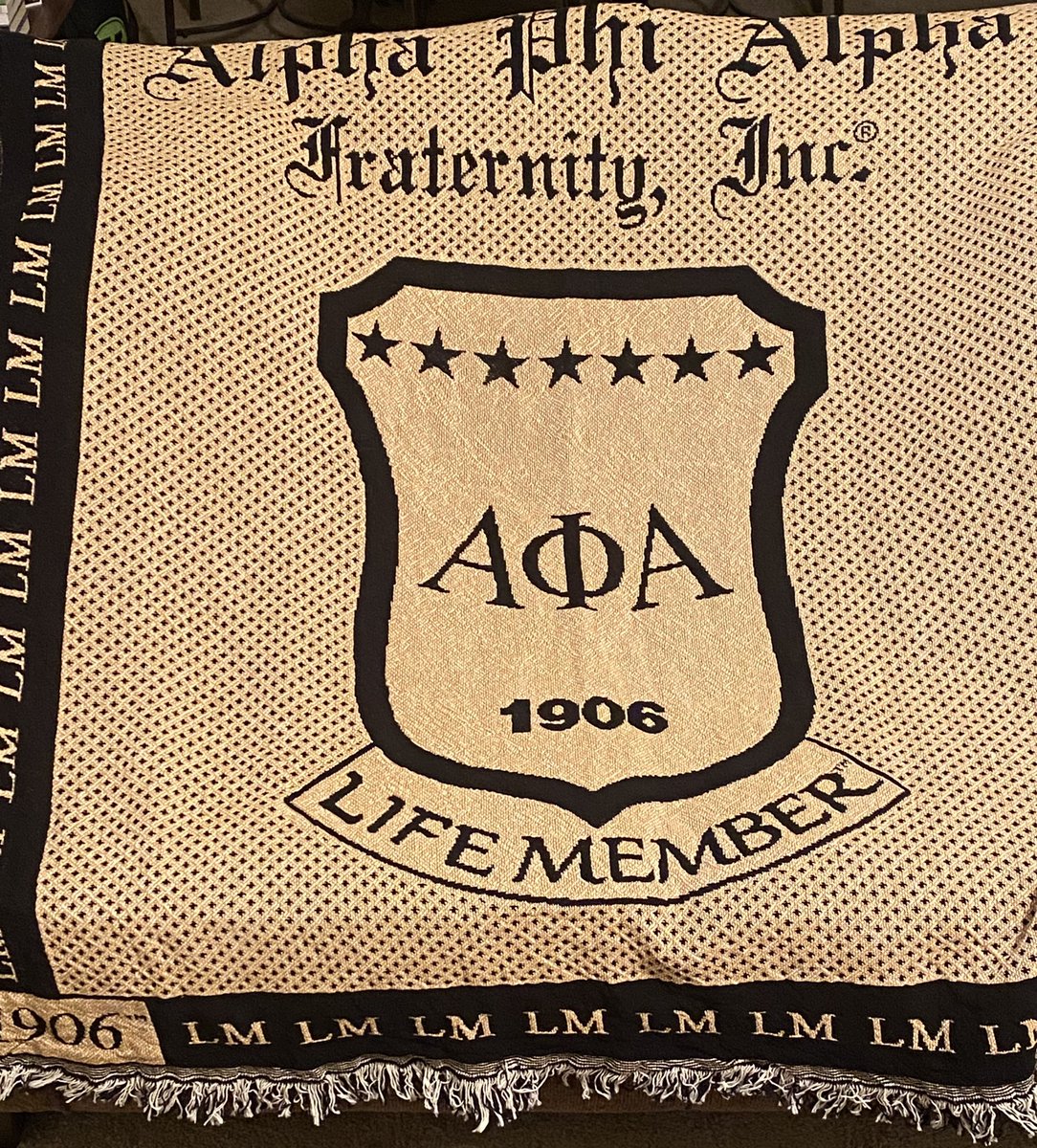 LSparrow1906's tweet photo. I absolutely love my new Alpha for Life Box. This is one of my favorite boxes so far. #LifeMember #AlphaBox
1. Life Member Afghan
2. Life Member Key ring
3. Life Member Desk plate plaque οΏΌ https://t.co/SAb4FXv0Ur