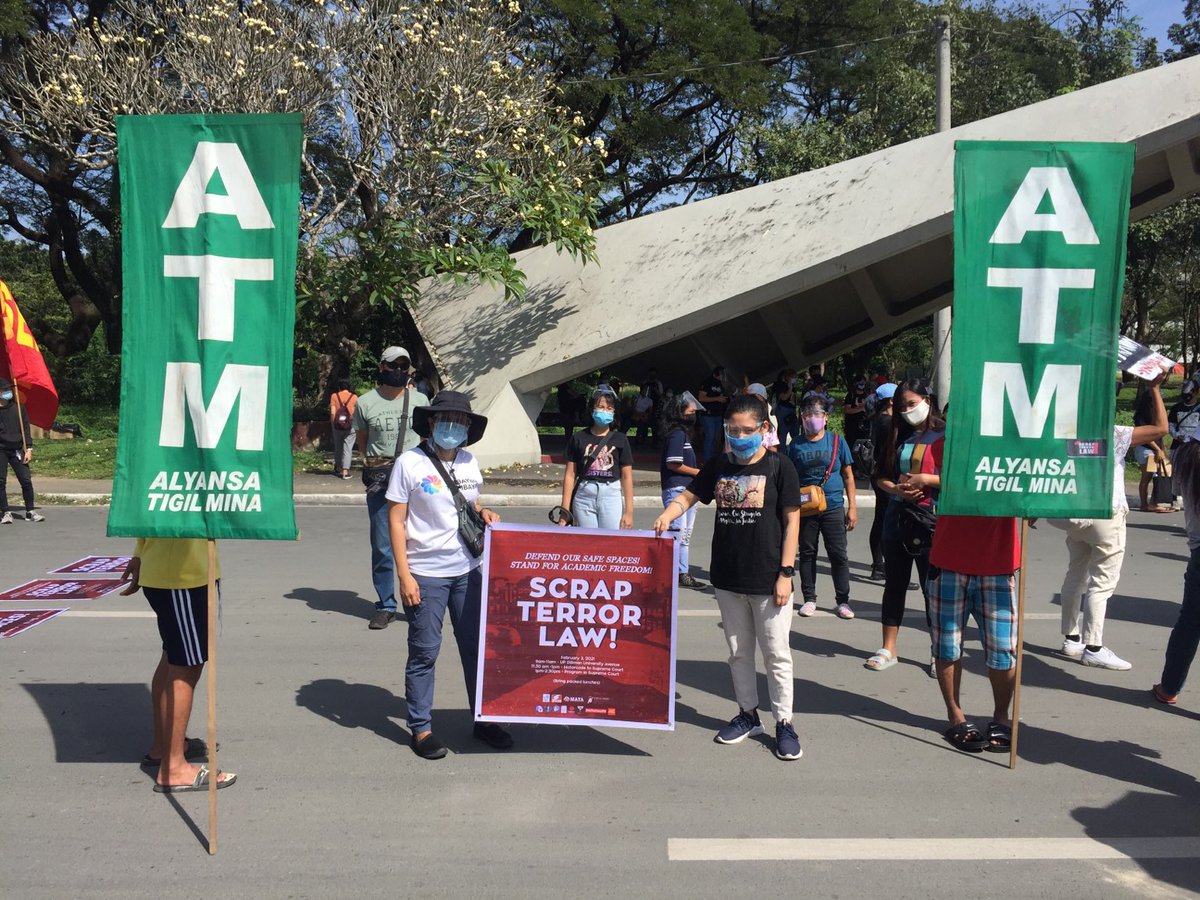 atm_philippines's tweet photo. ATM joins the youth-led action against Anti-Terrorism Act of 2020, happening right now at UP Diliman #EndTheAssault #ResistDictatorship #ScrapTerrorLaw #DefendOurSchools #ProtectDemocraticSpaces #StandForAcademicFreedom https://t.co/ydPEU8qzf4