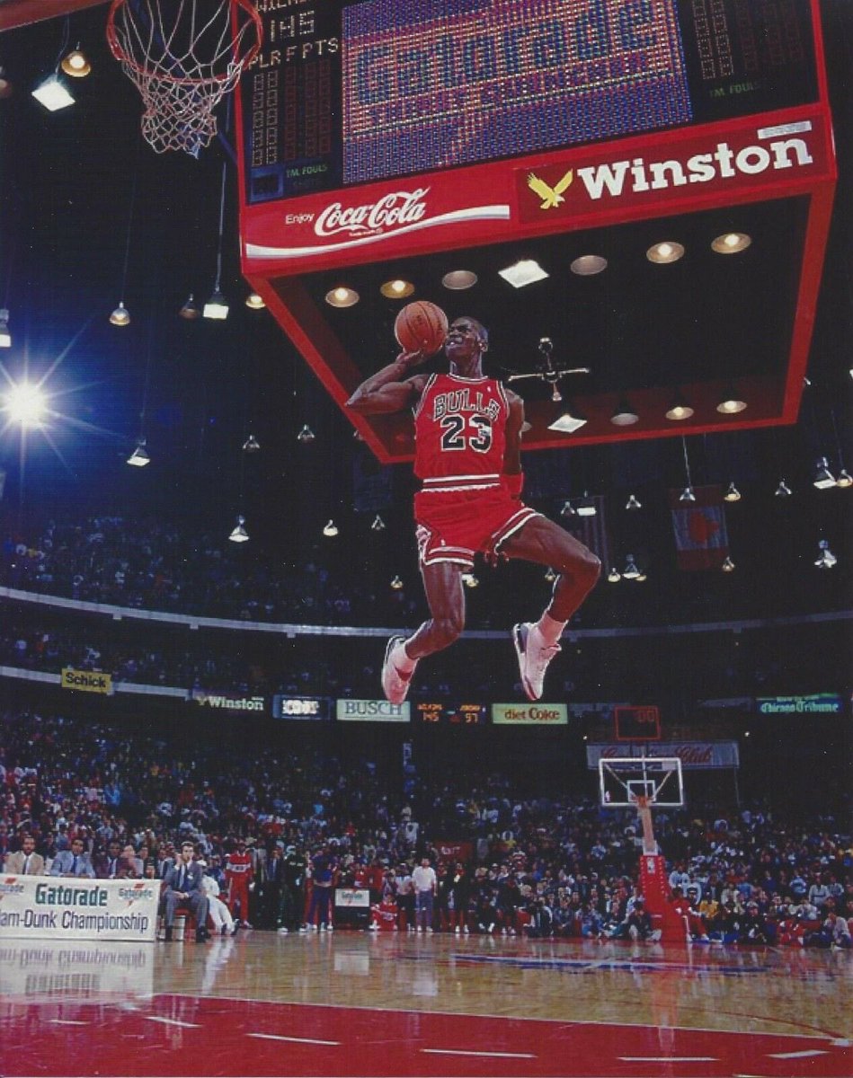 Chris Harrison (host when ratings were good) tweet media