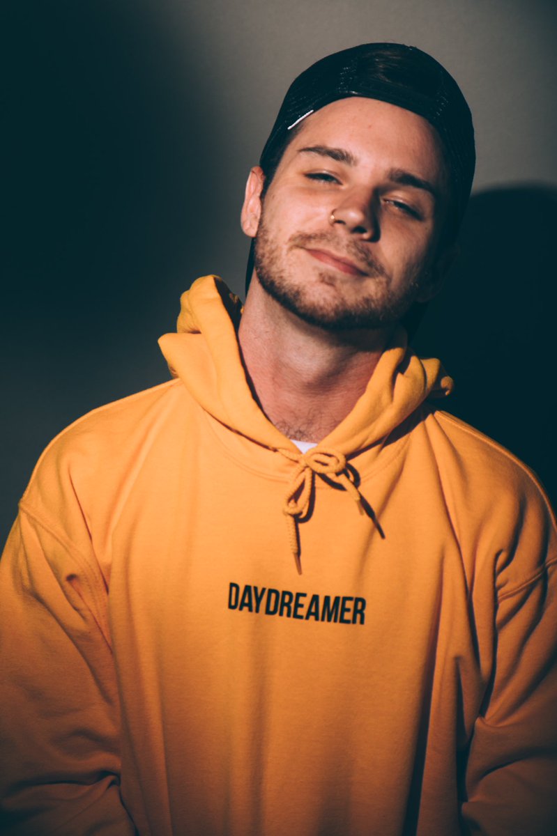 "Druggy" drops this Friday!

Pre-save it here ⬇️
allmylinks.com/vivalaviiv