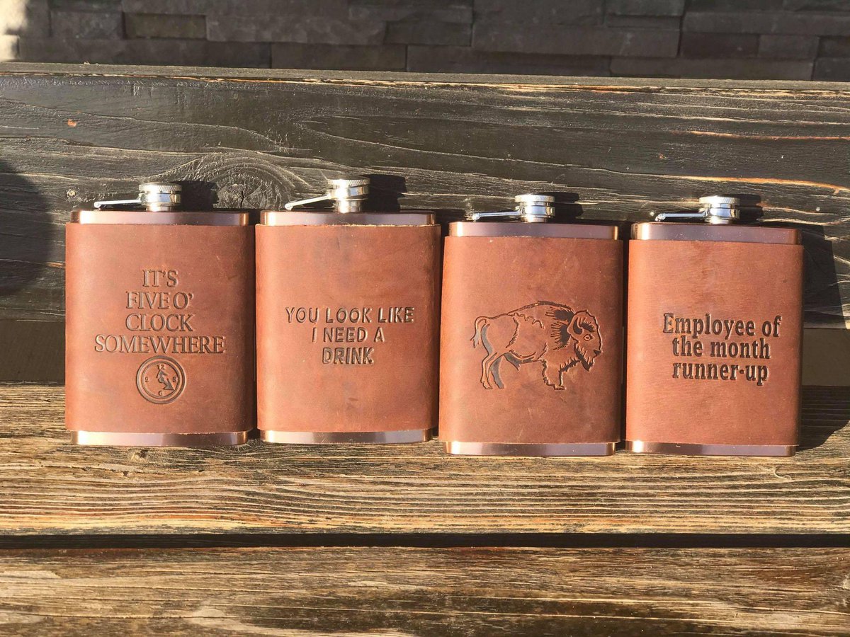 MTsteamboat's tweet photo. Now that weโve made thru January, itโs time to get yourself a new flask!! Donโt forget to add some flair! Spring is on the way!!! #steamboatdrygoods #leatherflasks #madeinNOLA #supportsmallbusiness #bigskycountry #gifts https://t.co/ptGatXL8Hn https://t.co/AWNx1VeYg5