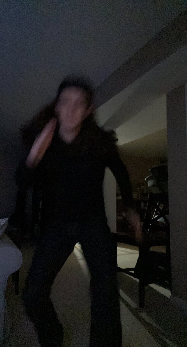 coleisawhiteman's tweet photo. Pov: I just found out you have a toilet https://t.co/9GCAkJVq1h