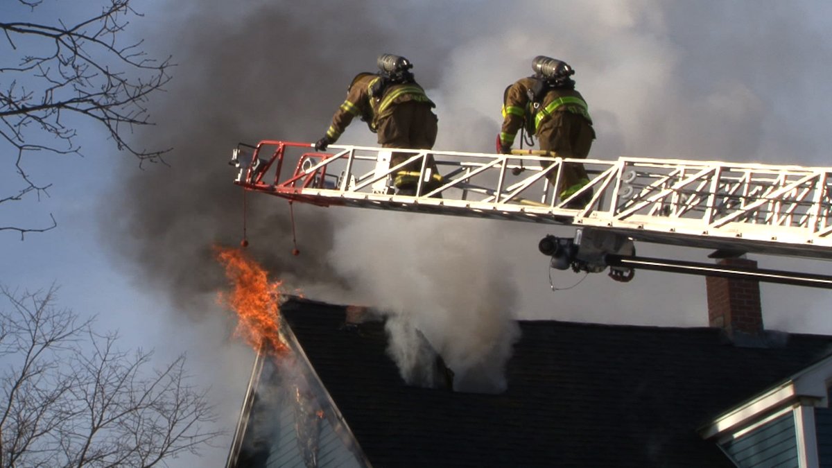 BreakngNewsPhtg's tweet photo. My video from Woonsocket's 2 alarm fire yesterday is now up:

https://t.co/jAXgqOK7WG https://t.co/pfIAImW6T9