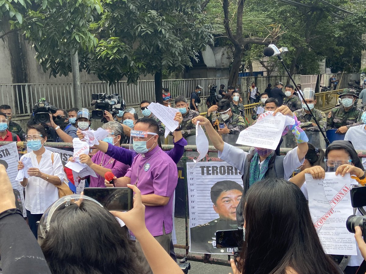 albertraqueno's tweet image. #JUNKTERRORLAW