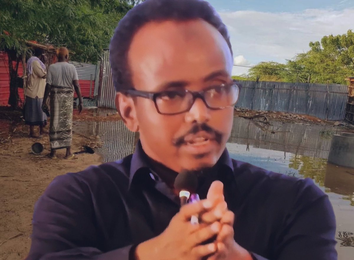 AwHirsiSO's tweet photo. Ha shaacin war aanad hubin
Ha sheegin sir kugu xafidan
Shir-wenye intaanad tegin
La sii shawr garashadaada
Ha noqon qalab lagu shaqaysto
Ha sheegnaato aragtidaadu
Ha sheellaato baahidaadu
#EraygaaGuntada
#Galka #GoosGoos
#MurtidaMawlaca #DiiwaankaHogatusaale https://t.co/pd4jlGQQV7