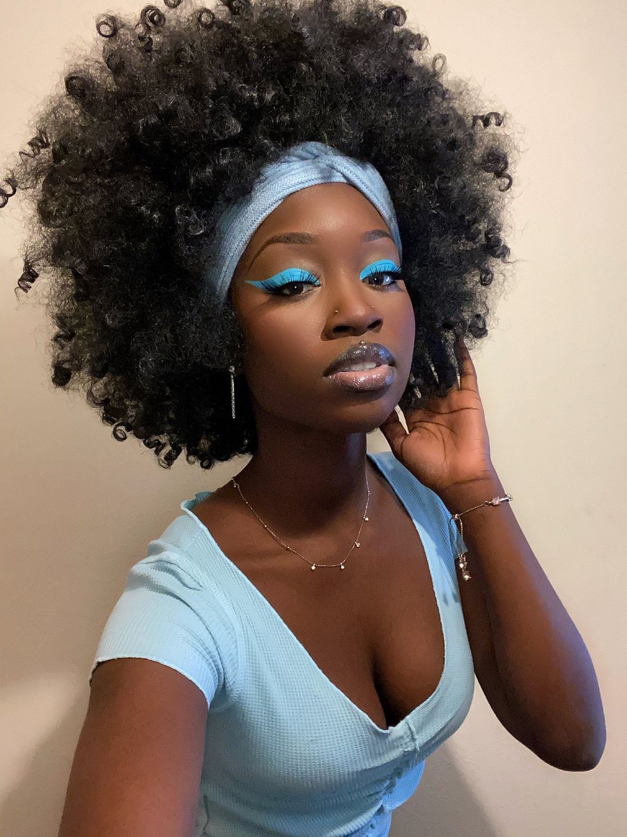 Naiiiture's tweet photo. 🦋 https://t.co/6iboyFoDYI
