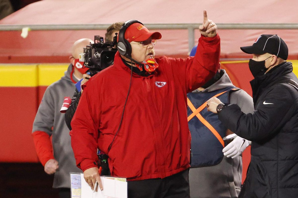Wanna put a smile on Andy Reid's face? Have him say "cheese ... burgers"