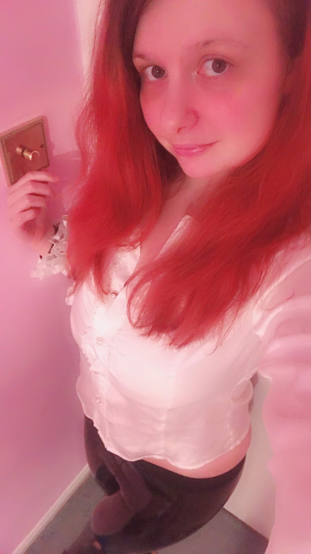 Ignore the hair, the latex trousers were so cheap but are to die for https://t.co/fUBnng3NjB