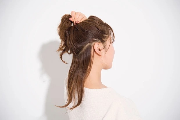 マキア編集部 A Twitter Guマスク ヘアアレンジ ミディアム ロングさんにおすすめ 上品エレガントなまとめ髪の作り方 詳しくはこちら T Co 985mhqbgi2 Gu Guマスク マスク ヘアアレンジ ロングヘア ミディアムヘア T Co Utxn87ogmb マキア編集部 A Twitter Guマスク ヘアアレンジ ミディアム ロングさんにおすすめ 上品エレガントなまとめ髪の作り方 詳しくはこちら T Co 985mhqbgi2 Gu Guマスク マスク ヘアアレンジ ロングヘア ミディアムヘア T Co Utxn87ogmb