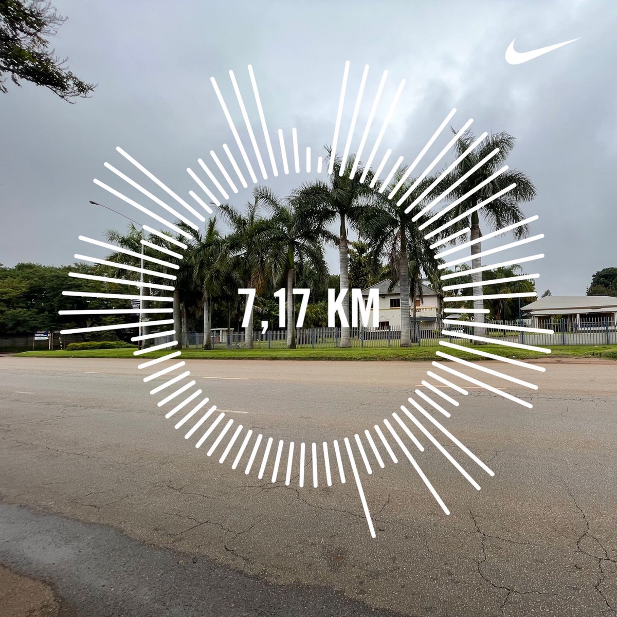 SmangaMad's tweet image. Rent paid! 

#RunningWithTumiSole #LockdownRun