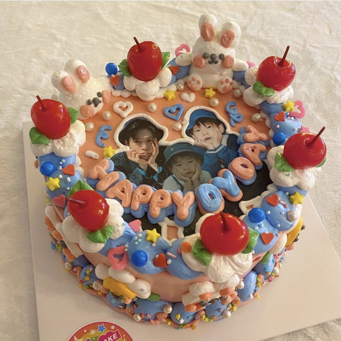 mabaebibie's tweet photo. น่ารักมากกกกกก🐰🎂 https://t.co/Yh0SLp96tq