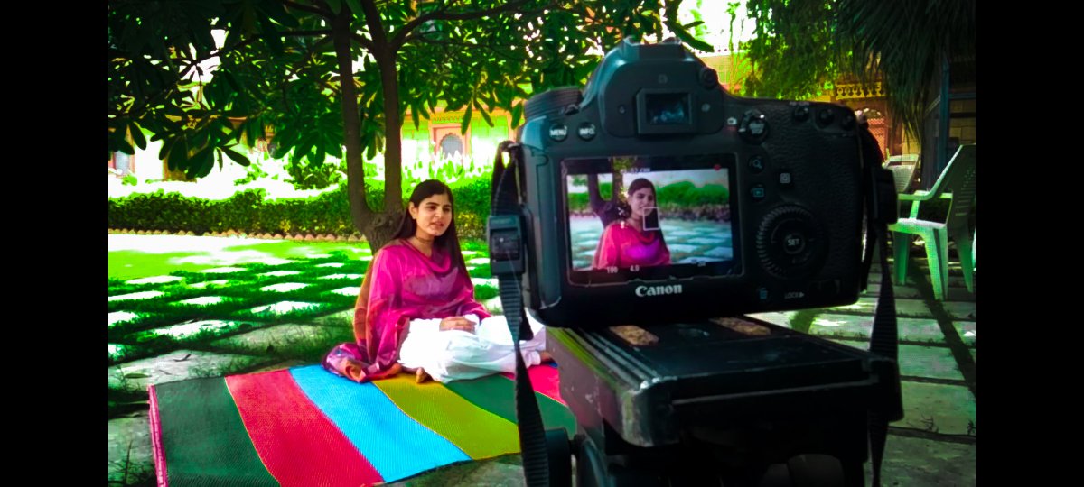 BarshanaWasi's tweet photo. Shooting time😎😍 https://t.co/BGTCDe3MWf