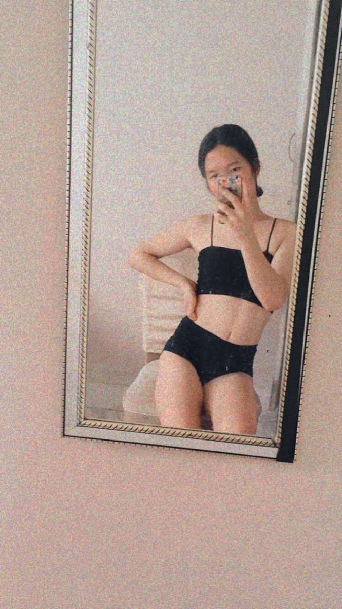 SnakePrincess's tweet photo. I’m so naughty, I shower naked.💦 https://t.co/PDpuOpGdHJ