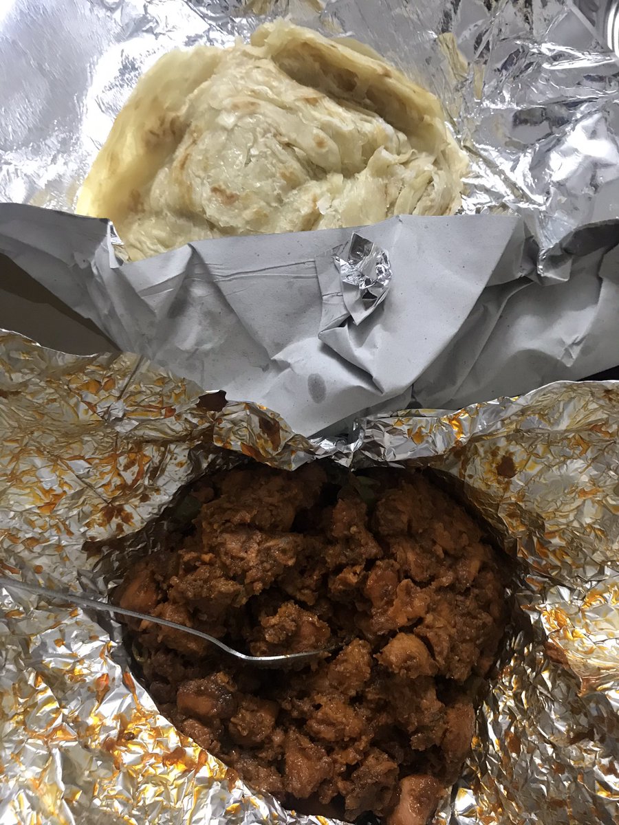 ardramaanasam's tweet photo. Has anyone tried this AMAZING chilli chicken from an eatery called Nikunjam, opposite Tagore Theatre, TVM?

My uncle tells me it’s been around for at least 30 years and the place has nothing much of a menu. This chilli chicken is THE ITEM there. #AKFR https://t.co/PFortVK9dd