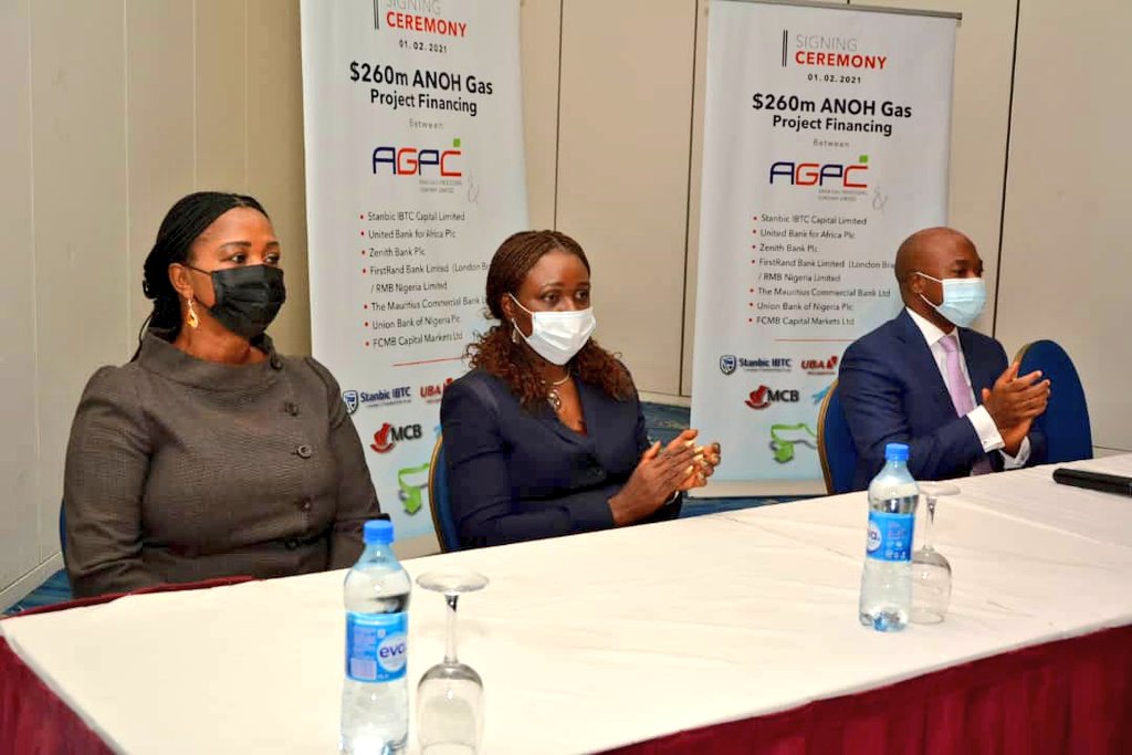 lawalsufian's tweet photo. PHOTO NEWS:
Images from the successful closing of the US$260m funding agreement between partners of the ANOH Gas Processing Company Limited (AGPC) - @NNPCgroup and @seplatpetroleum - and a consortium of seven banks, held in Abuja, yesterday .
#DecadeOf… https://t.co/x23b7vJUHq