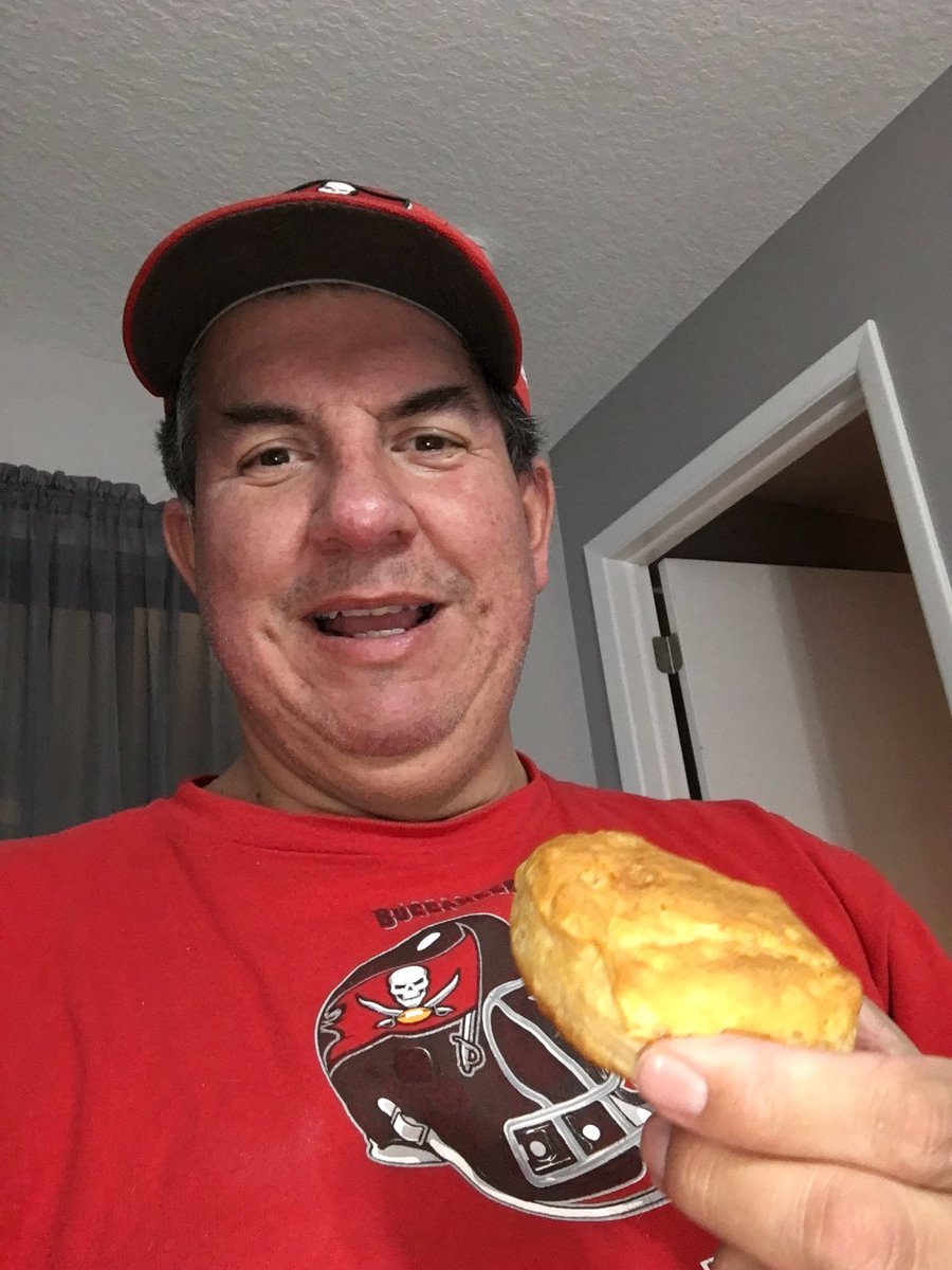 Lou_Port_Richey's tweet image. I’m here supporting the kids at @MortElementary on “Be like Bruce” Day! No risk it no biscuit! Let’s Go!! #oneteamonecause please support them and the @AriansFF #GoBucs #TampaBayLV