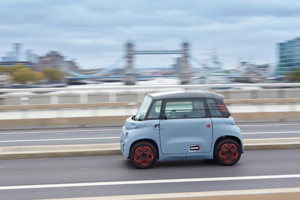 CitroenUKPR's tweet photo. Starting 2021 as it means to go on, #Citroën’s AMI is named ‘Microcar of the Year’ in the @BritishGQ Car Awards. Having already been recognised with @BBC_TopGear's ‘Disruptor Award’, AMI has been turning heads among industry experts and the public alike. 👉https://t.co/uZp86phk1F https://t.co/7Kwb8744Oi