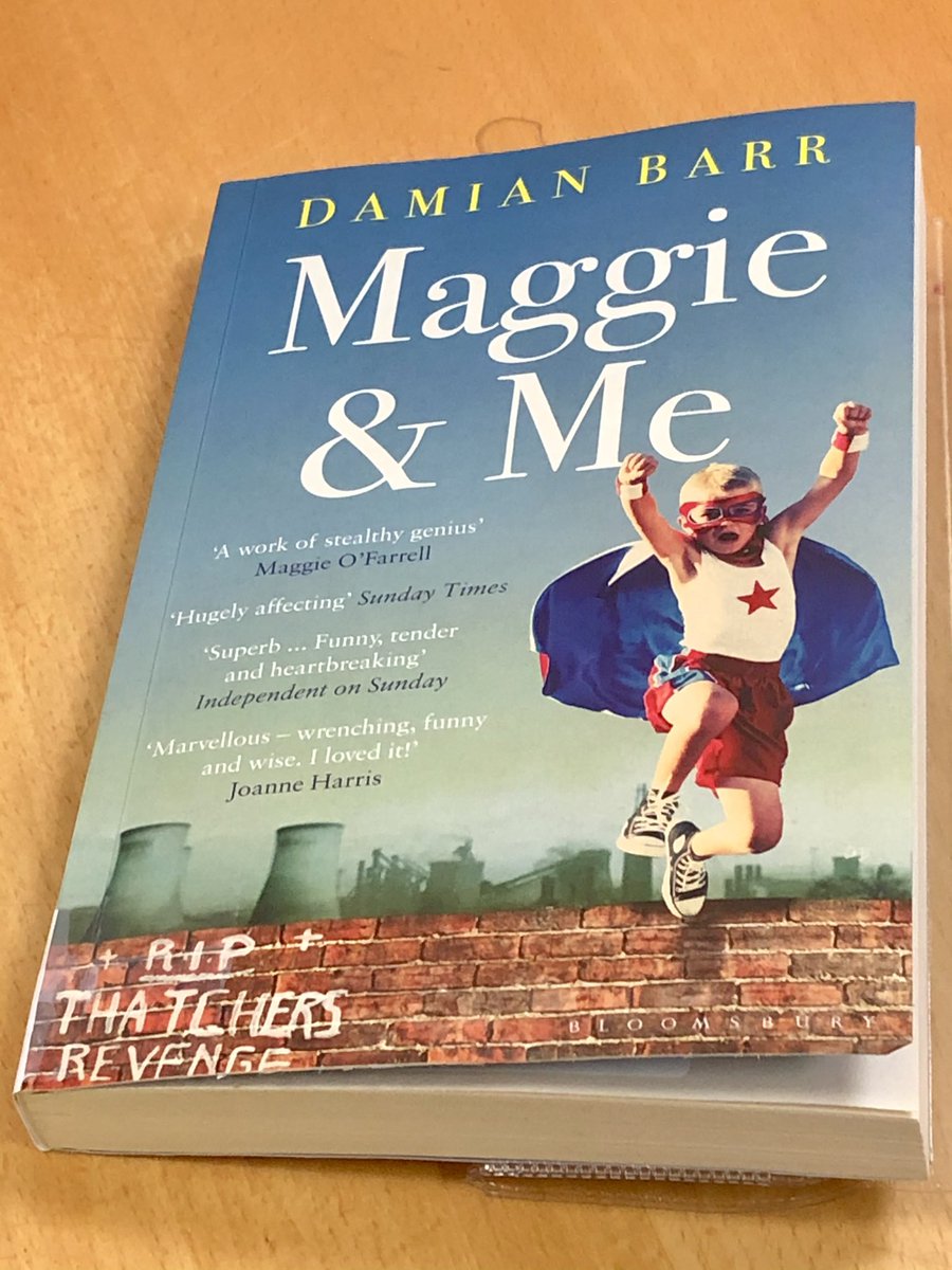Today’s @greenwichlibs @Royal_Greenwich #AuthorOfTheDay @Damian_Barr #MaggieAndMe ; A sensitive & frank memoir about growing up in 1980’s Glasgow & ultimately  celebrating  who you are @LDNLibraries #BetterAtHome #LGBTQHM2021   #loveLibraries