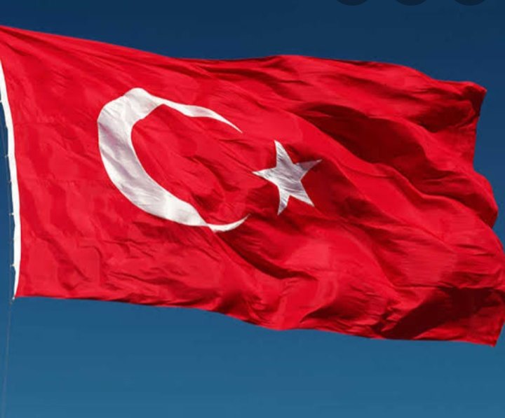 KARŞILIKSIZ BİR SEVDAMIZ VAR ADI VATAN...! 🇹🇷🇹🇷