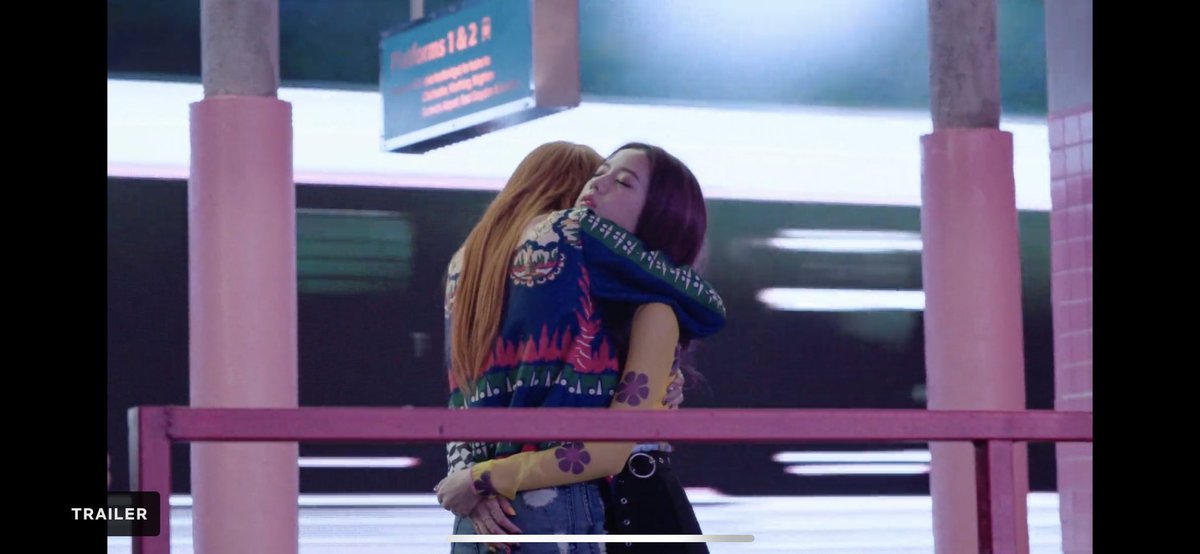 m_moomoo123's tweet photo. Say No to Racism
STOP RACISM
WE LOVE YOU LISA
WE LOVE YOU JISOO

#RespectLisa
#RespectJisoo https://t.co/ouey6DKTYT