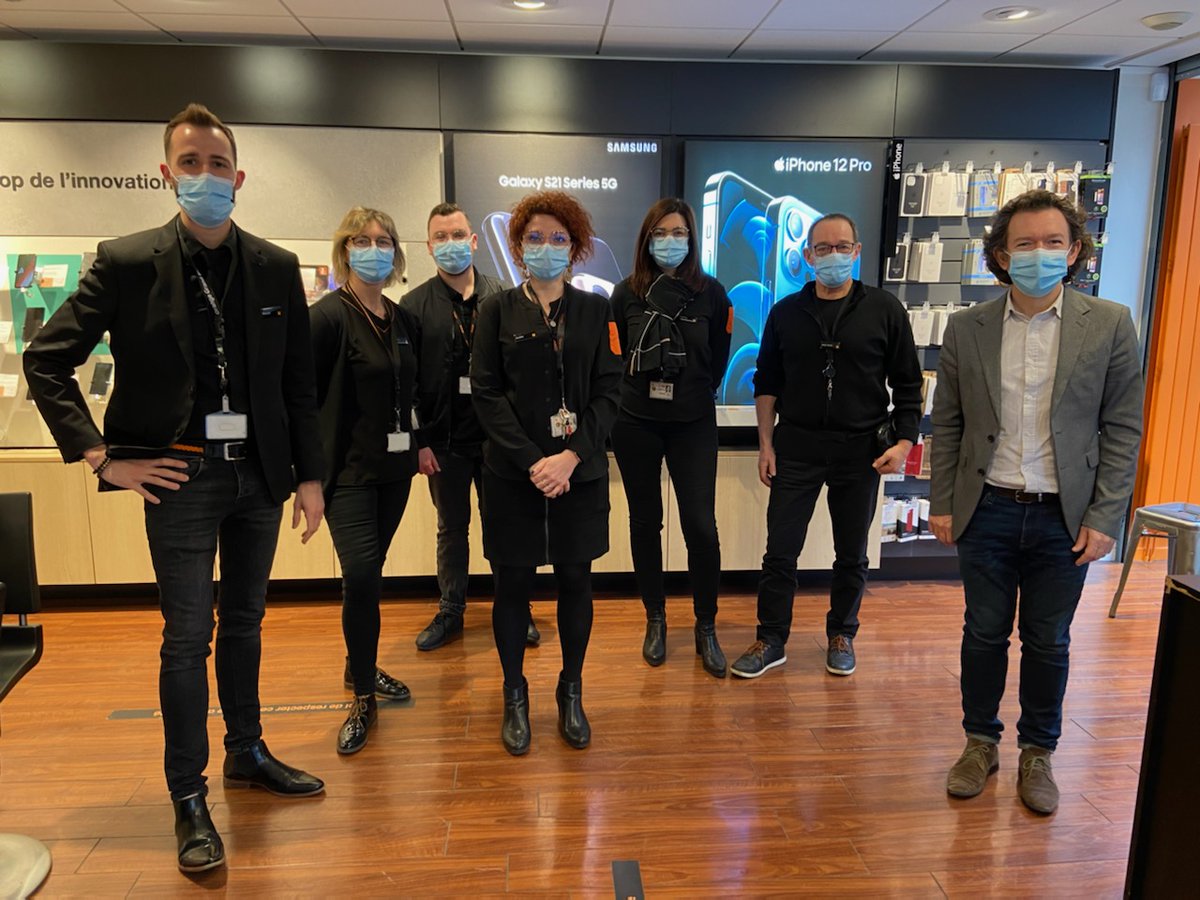 #Hello5G 📶 à <a href="/VilleBethune/">Béthune</a> 
Venez découvrir nos smartphones 📱assurances et forfaits #5G pour le grand public et les professionnels dans notre boutique <a href="/orange/">Orange</a> en plein centre ville 👍
▶️ Manuel et son équipe vous accueillent sur rdv 📅 😷 <a href="/antoine_blanc/">Antoine Blanc</a> <a href="/LudovicGuilcher/">Ludovic Guilcher</a>